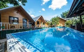 Pomelo Homestay
